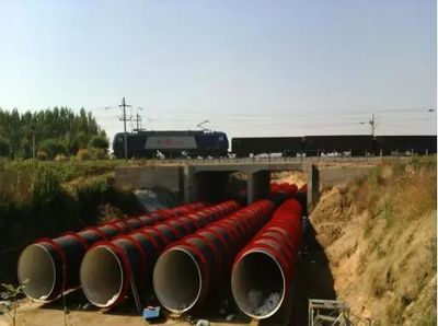 穿越項目部 輸水管道工程施工服務(wù)創(chuàng)造4項新紀錄